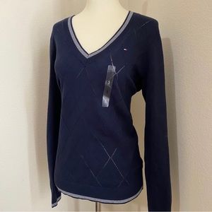 New with tags and never worn Tommy Hilfiger sweater.